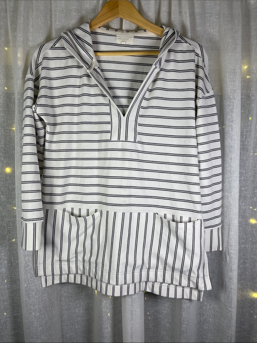 MELLODAY White and Navy Striped Hooded Pullover